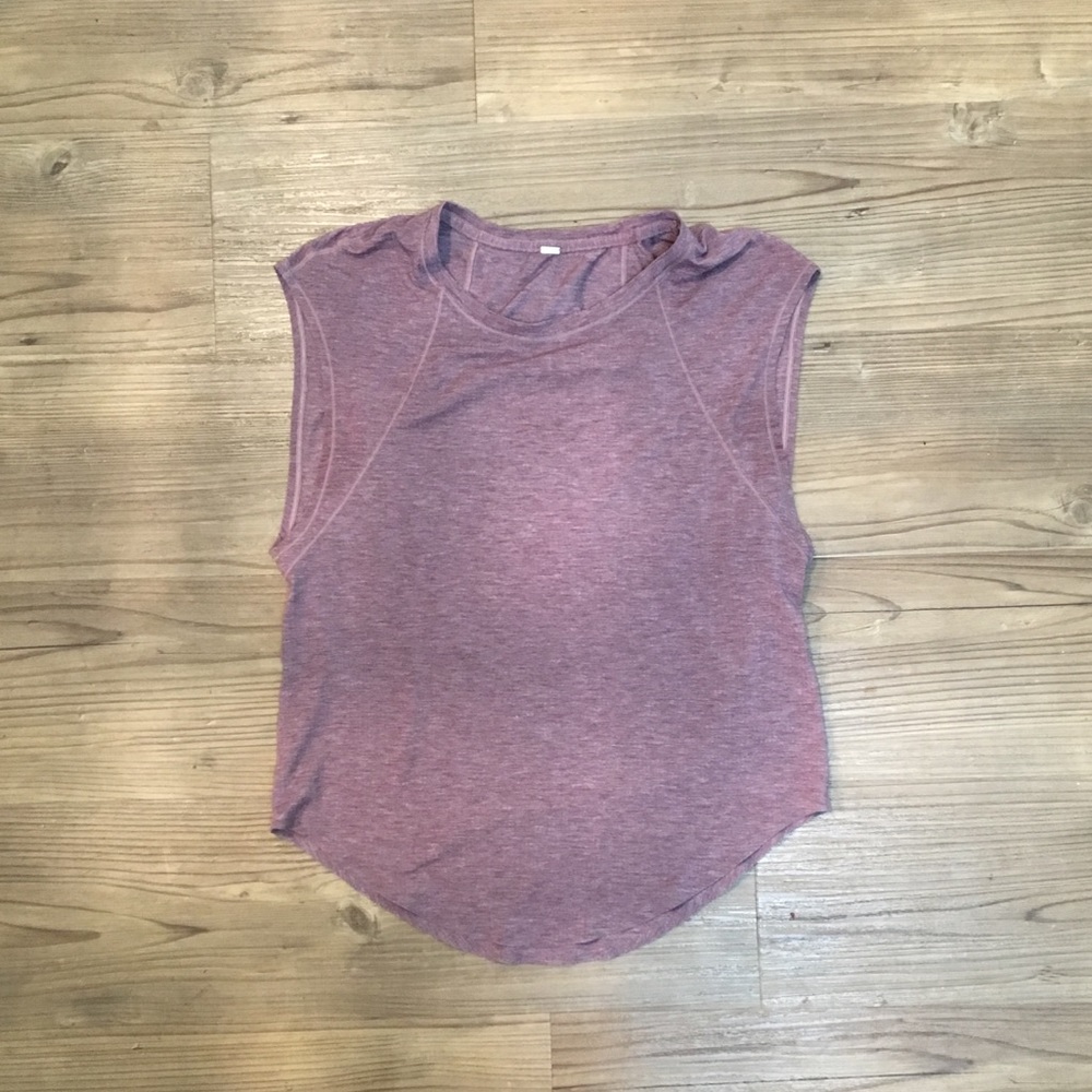 ✨✨lululemon top✨✨